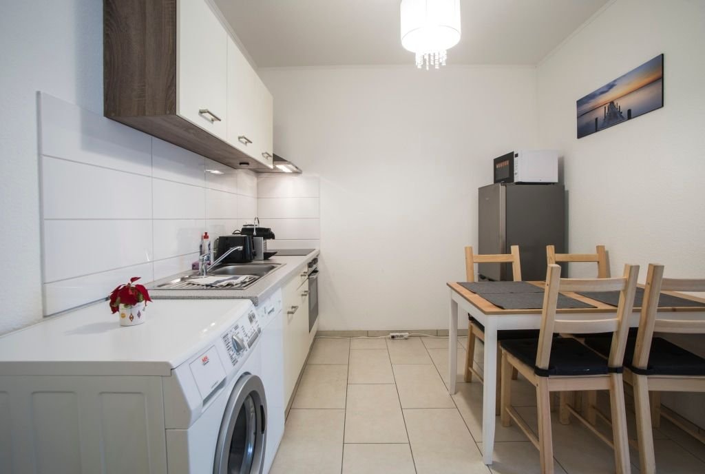 Wohnung zur Miete Wohnen auf Zeit 1.955 € 2 Zimmer 42 m²<br/>Wohnfläche ab sofort<br/>Verfügbarkeit Werstener Dorfstr., 228 Wersten Düsseldorf 40591