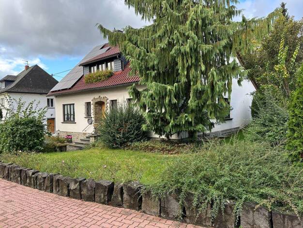 Einfamilienhaus zum Kauf 480.000 € 7 Zimmer 211 m² 915 m² Grundstück Mendig 56743