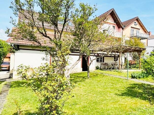 Haus zum Kauf 395.000 € 8 Zimmer 192 m² 650 m² Grundstück Hilzingen Hilzingen 78247