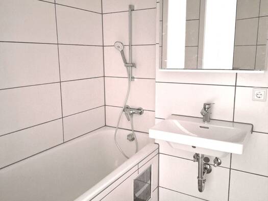 Wohnung zur Miete 1.199 € 3 Zimmer 86,3 m² 4. Geschoss frei ab sofort Schallershofer Str. 46a Stadtrandsiedlung Erlangen 91056