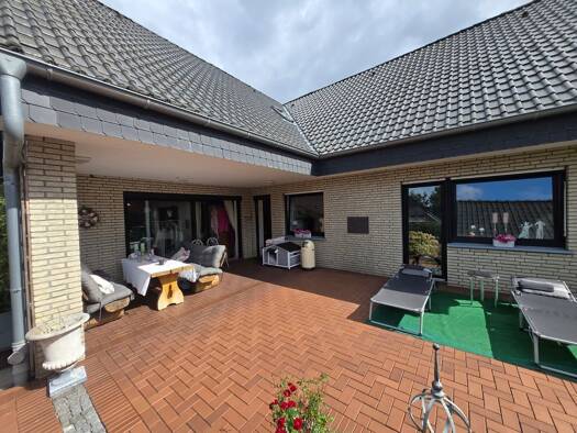 Mehrfamilienhaus zum Kauf 424.000 € 8 Zimmer 240 m² 1.293 m² Grundstück Garrel Garrel 49681