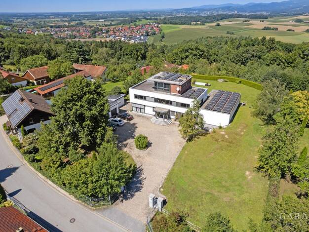 Einfamilienhaus zum Kauf 1.499.000 € 5 Zimmer 220 m² 4.047 m² Grundstück Hinterreckenberg Winzer 94577