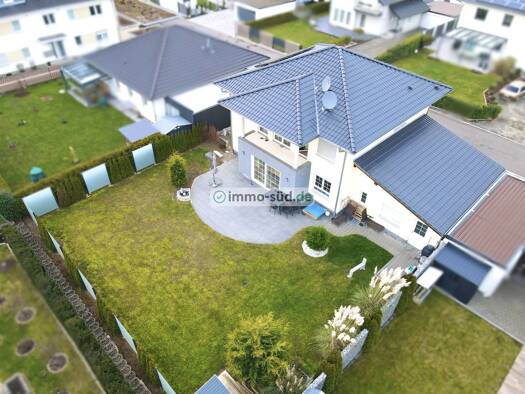 Einfamilienhaus zum Kauf 769.000 € 5,5 Zimmer 164 m² 587 m² Grundstück Pfullendorf Pfullendorf 88630