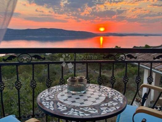 Haus zum Kauf 445.000 € 6 Zimmer 280 m² Mali Iz, Zadar - Okolica Rava