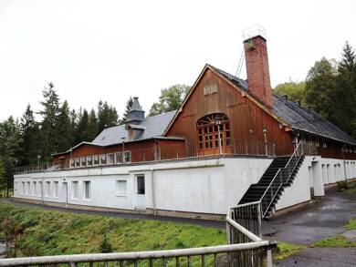 Immobilie zum Kauf als Kapitalanlage geeignet 498.000 € 38 Zimmer 2.100 m² 18.370 m² Grundstück Zur Schrödermühle 1 Großhartmannsdorf Brand-Erbisdorf bei Freiberg 09618