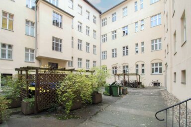 Immobilie zum Kauf als Kapitalanlage geeignet 390.000 € 2 Zimmer 68 m² Mitte Berlin 10117