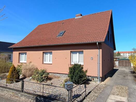 Einfamilienhaus zum Kauf provisionsfrei 150.000 € 6 Zimmer 158 m² 865 m² Grundstück frei ab sofort Kunrau Klötze 38486