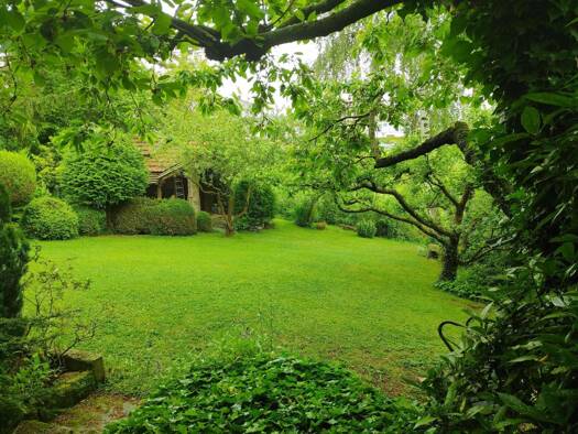 Einfamilienhaus zum Kauf 349.000 € 8 Zimmer 225 m² 1.034 m² Grundstück Heuerßen 31700