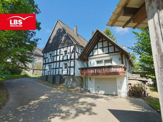 Einfamilienhaus zum Kauf 219.000 € 8 Zimmer 215 m² 2.280 m² Grundstück frei ab sofort Müllerheide Reichshof 51580