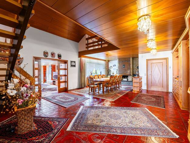 Einfamilienhaus zum Kauf 698.000 € 7 Zimmer 432 m² 2.120 m² Grundstück Puschendorf 90617
