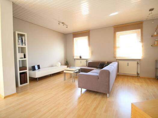 Wohnung zur Miete 1.050 € 2 Zimmer 64 m² Geschoss 1/3 frei ab sofort Frauenland Würzburg 97074