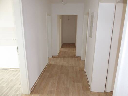 Wohnung zur Miete 450 € 3 Zimmer 81 m² 3. Geschoss Bahnhofstr. 1 Falkenberg/Mark Falkenberg 16259