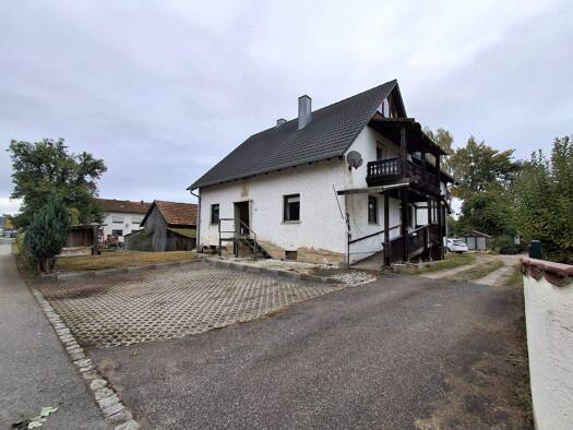 Haus zum Kauf provisionsfrei 160.000 € 964 m² Grundstück Schwandorfer Str. 16 Altenkreith Roding 93426