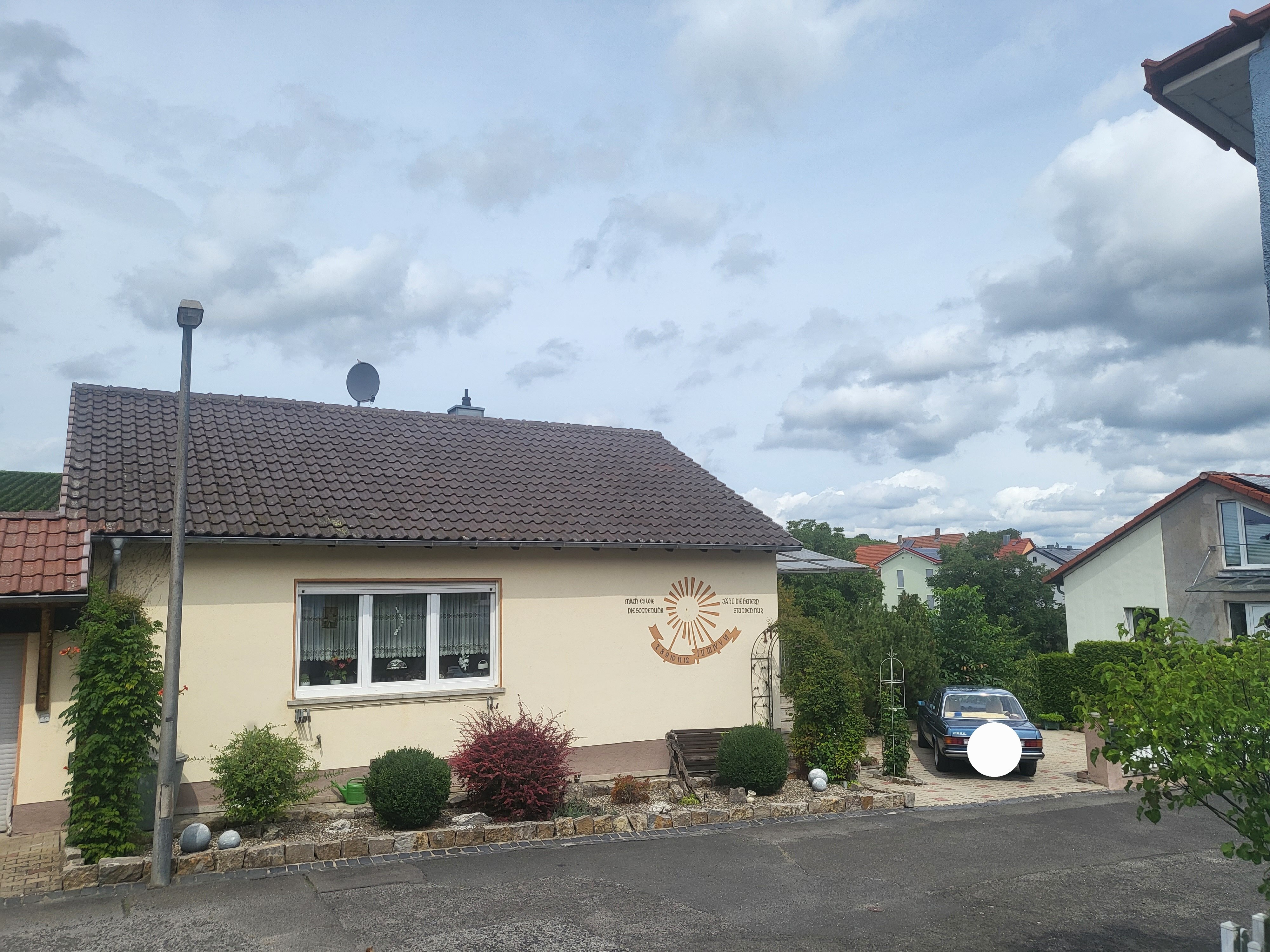 Einfamilienhaus zum Kauf provisionsfrei 590.000 € 6 Zimmer 170 m²<br/>Wohnfläche 700 m²<br/>Grundstück Am Riedbach Mainstockheim 97320