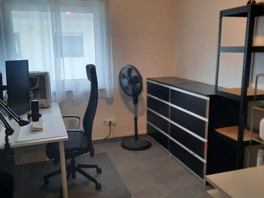 Wohnung zur Miete 1.285 € 4 Zimmer 104 m² Geschoss -2/3 frei ab 01.07.2026 Neuffen 72639