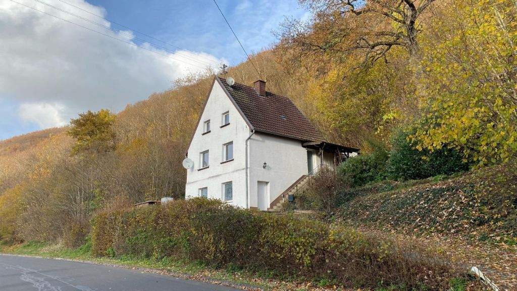 Immobilie in Herrstein - Sofort bezugsfertiges Einfamilienhaus in Ortsrandlage - Bild 0