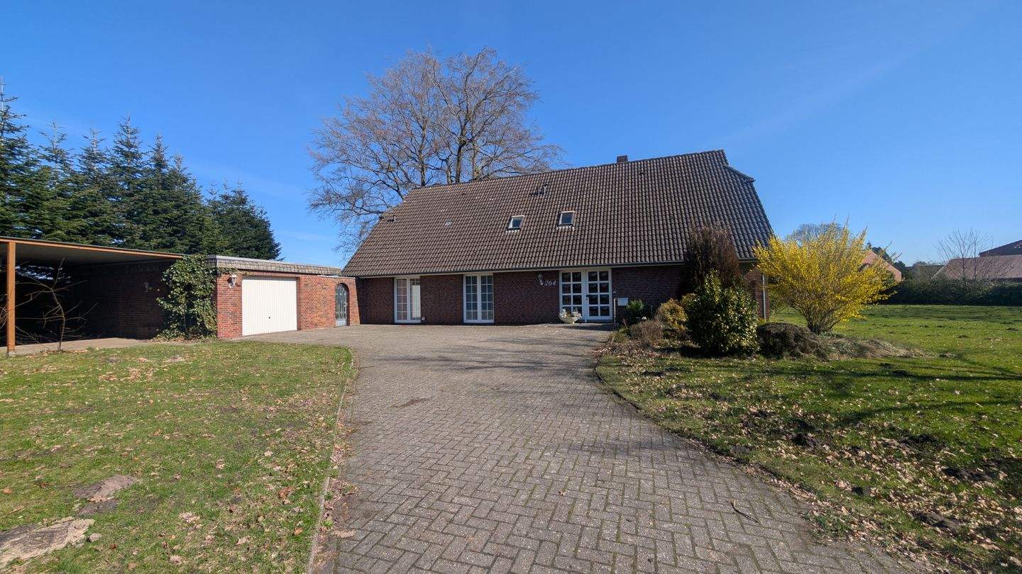 Immobilie in Rastede - Einfamilienhaus mit viel Platz für die ganze Familie in Rastede-Leuchtenburg - Bild 1