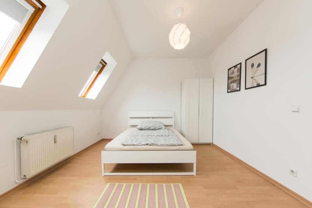 Wohnung zur Miete Wohnen auf Zeit 670 € 1 Zimmer 15 m²<br/>Wohnfläche 01.04.2025<br/>Verfügbarkeit Wattstraße Oberschöneweide Berlin 12459