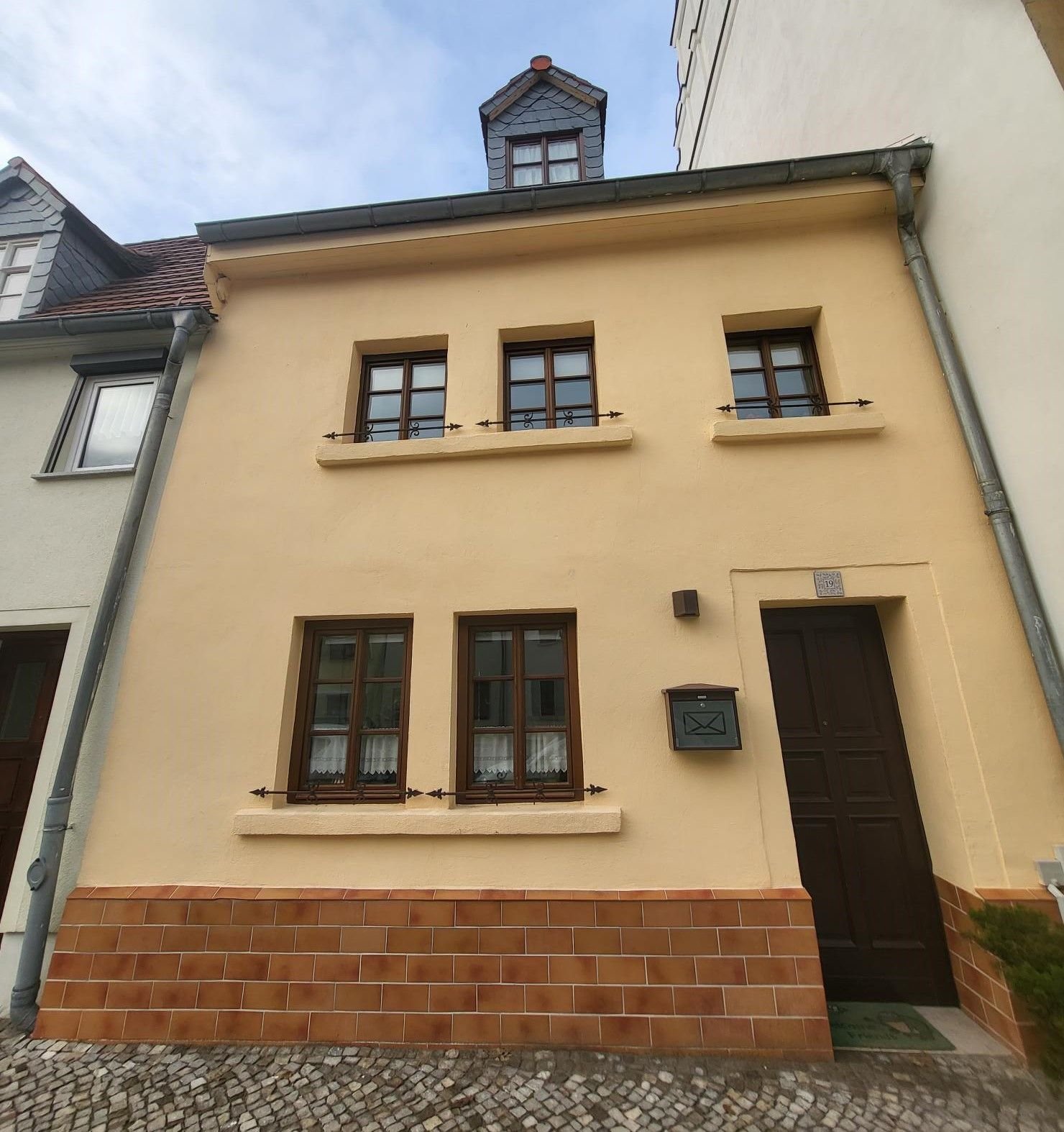 Einfamilienhaus zum Kauf 179.900 € 120 m²<br/>Wohnfläche 350 m²<br/>Grundstück Nicolaistraße Bernburg Bernburg 06406