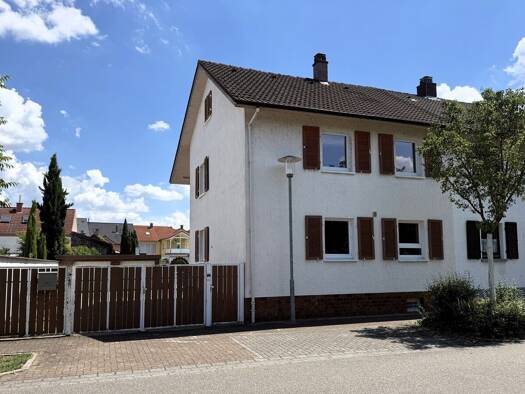 Einfamilienhaus zum Kauf 440.000 € 5 Zimmer 162,8 m² 601 m² Grundstück frei ab sofort Neudorf Graben-Neudorf 76676