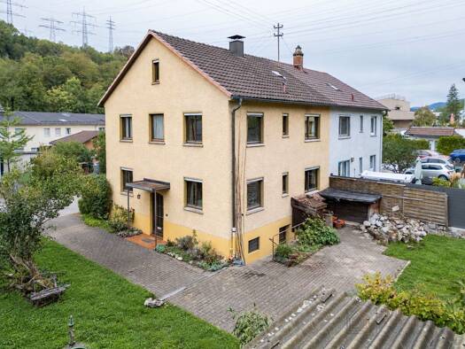 Doppelhaushälfte zum Kauf 345.000 € 7 Zimmer 143,5 m² 861 m² Grundstück Wehr Wehr 79664
