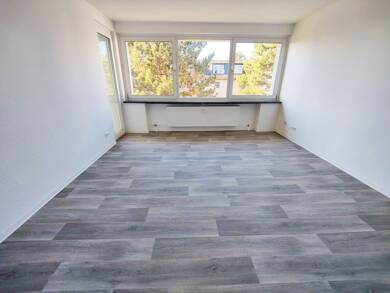 Wohnung zur Miete 420 € 3 Zimmer 65 m² 2. Geschoss frei ab sofort Matthias-Grünewald-Straße 16 Northeim Northeim 37154