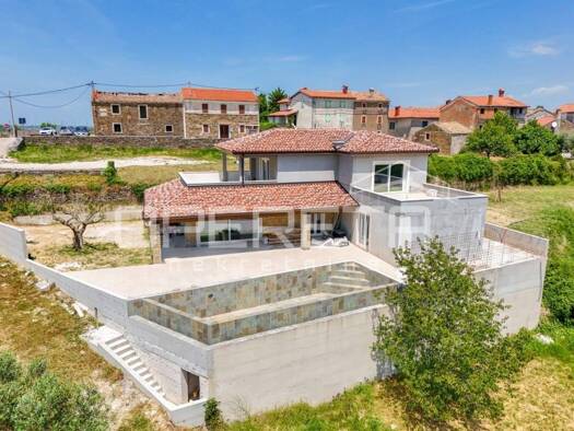 Haus zum Kauf 870.000 € 5 Zimmer 210 m² Buje
