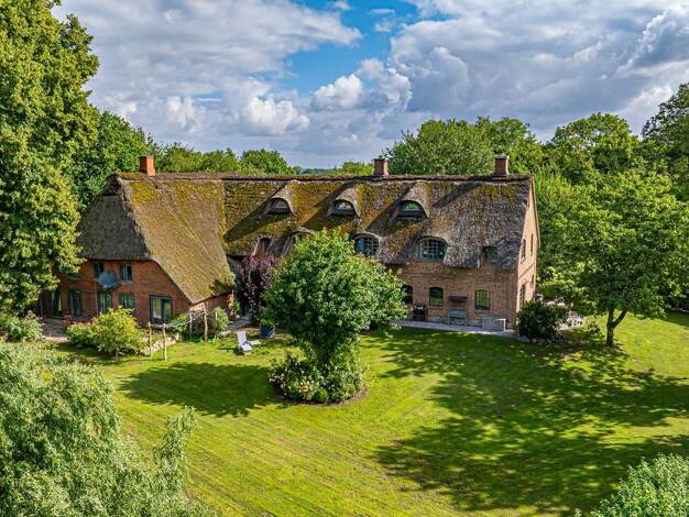 Mehrfamilienhaus zum Kauf 2.150.000 € 11 Zimmer 284 m² 23.000 m² Grundstück Schierensee 24241