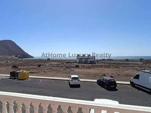 Reihenhaus zum Kauf 580.000 € 4 Zimmer 350 m² Calle Formentera Granadilla de Abona 38618