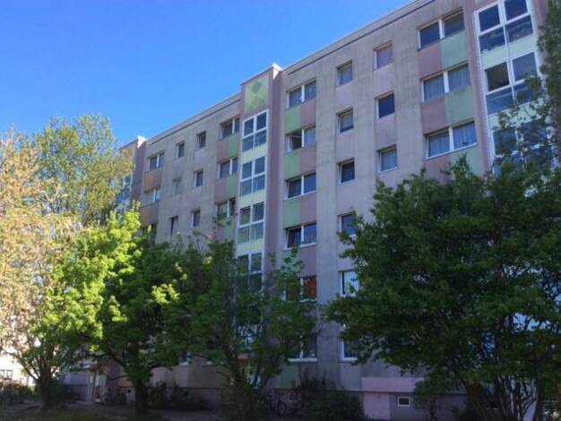 Wohnung zur Miete 606 € 3 Zimmer 64,3 m² 4. Geschoss frei ab 13.09.2025 Wölfnitzer Ring 66 Gorbitz-Süd Dresden 01169