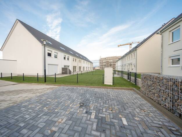 Außenstellplatz zur Miete provisionsfrei 40 € Alt-Hohenschönhausen Berlin 13057