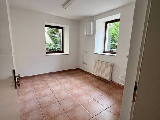 Bürofläche zur Miete 495 € 2,5 Zimmer 73 m² Bürofläche Bad Kissingen 97688
