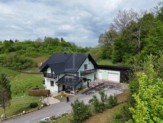 Einfamilienhaus zum Kauf 240.000 € 6 Zimmer 156 m² 4.063 m² Grundstück Barilović 47250