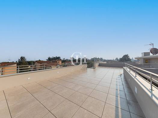 Penthouse zum Kauf 968.000 € 4 Zimmer 132,2 m² 2. Geschoss frei ab sofort Desenzano del Garda 25015