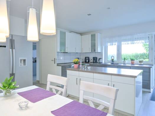 Haus zum Kauf 468.800 € 6 Zimmer 175 m² 2.562 m² Grundstück Ovendorfer Hof 8 Ovendorfer Hof Ratekau 23626