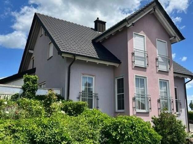 Einfamilienhaus zur Miete 1.500 € 5 Zimmer 190 m² 740 m² Grundstück Knetzgau 97478