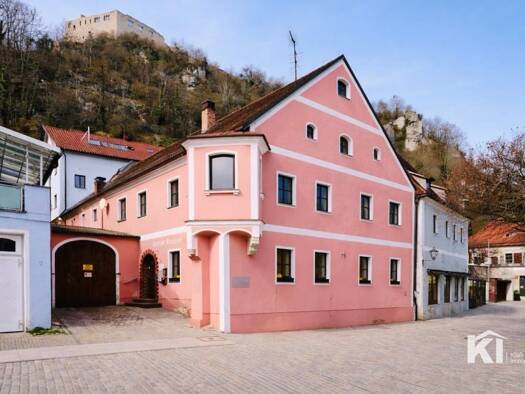 Stadthaus zum Kauf 490.000 € 451 m² Grundstück Kallmünz Kallmünz 93183