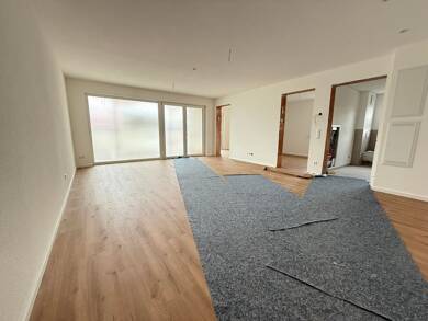 Wohnung zur Miete 1.150 € 3 Zimmer 64,5 m² 1. Geschoss frei ab 15.07.2025 Staufenstraße 14 Hilzingen Hilzingen 78247