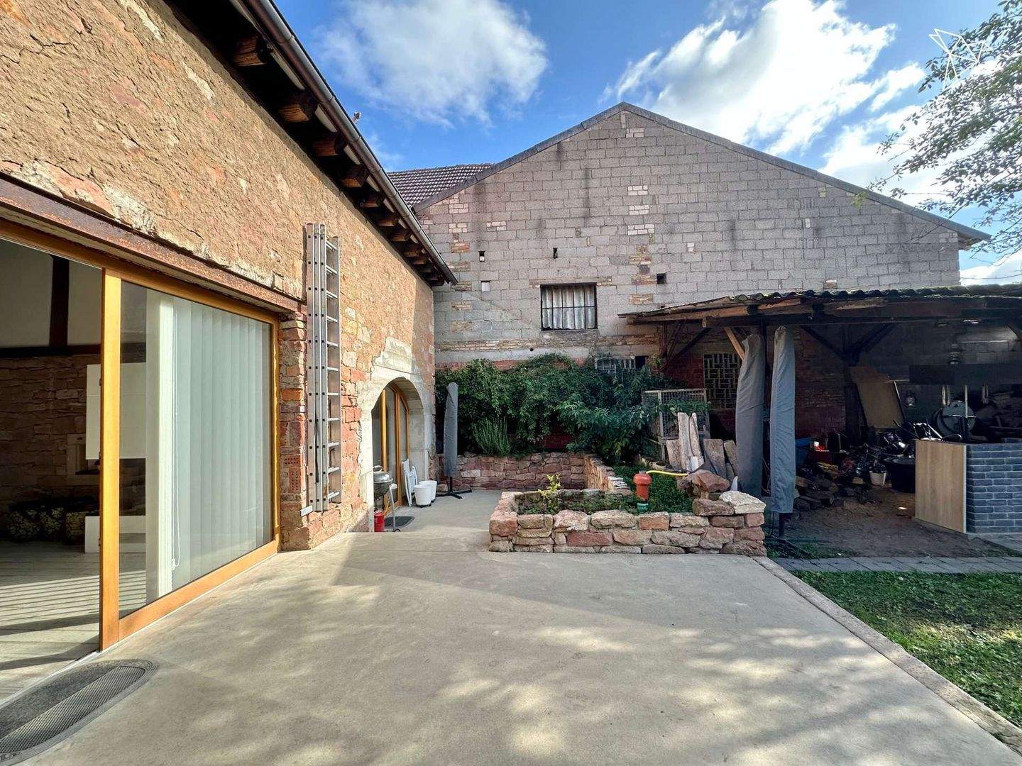 Mehrfamilienhaus zum Kauf – pohled 2