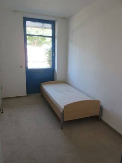 Studio zur Miete 380 € 1 Zimmer 12 m² Souterrain, UG frei ab sofort Gewerbestr.3 Hohenthann Hohenthann 84098