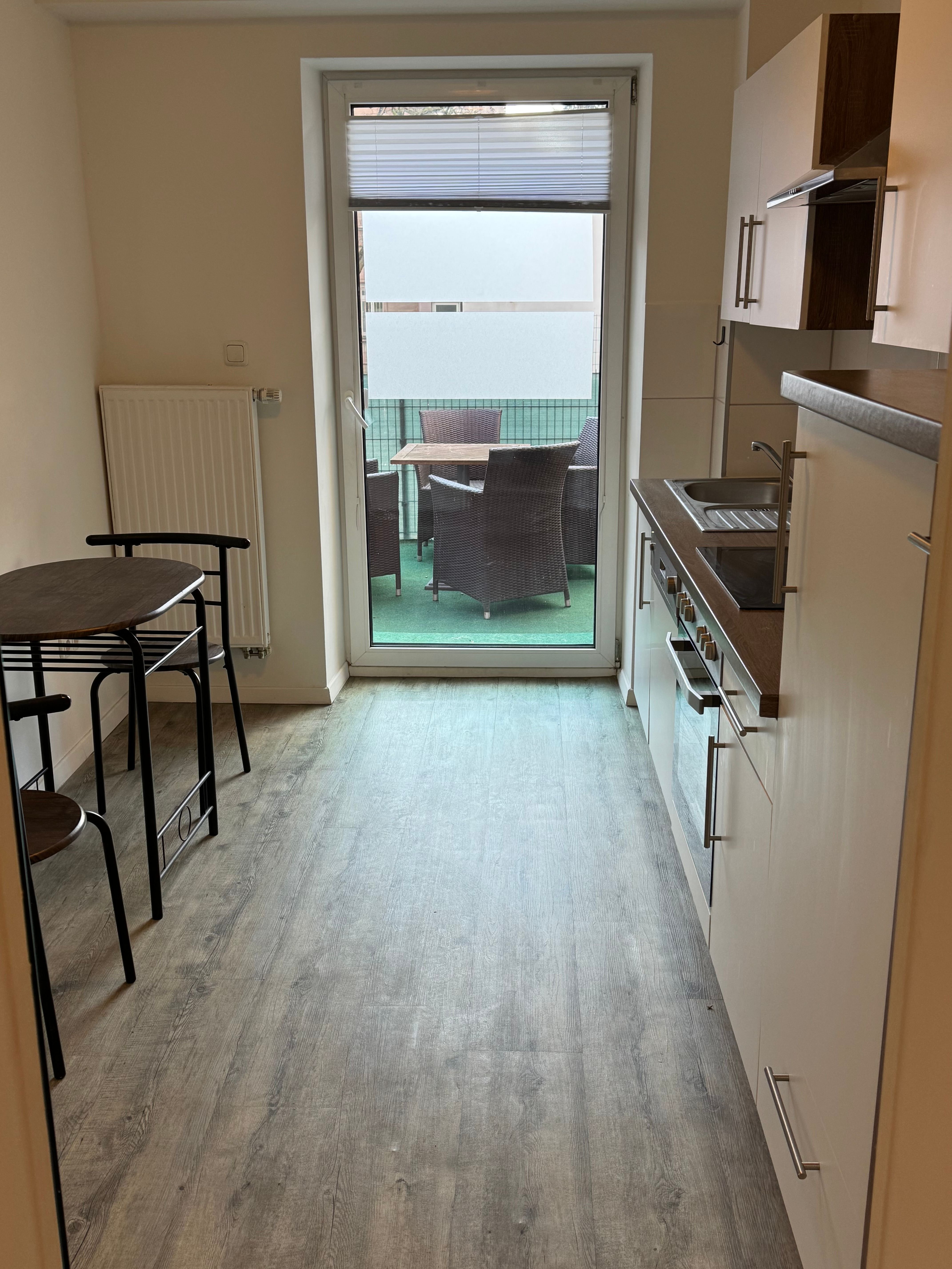 Wohnung zur Miete 795 € 2 Zimmer 60 m²<br/>Wohnfläche EG<br/>Geschoss ab sofort<br/>Verfügbarkeit Bahnhofstraße 30B Zirndorf Zirndorf 90513