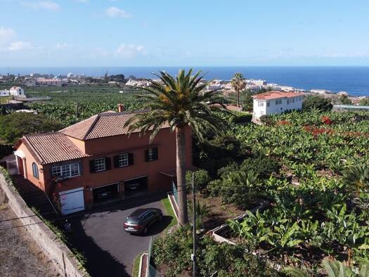 Einfamilienhaus zum Kauf provisionsfrei 1.500.000 € 7 Zimmer 277 m² 13.809 m² Grundstück Puerto de la Cruz 38400