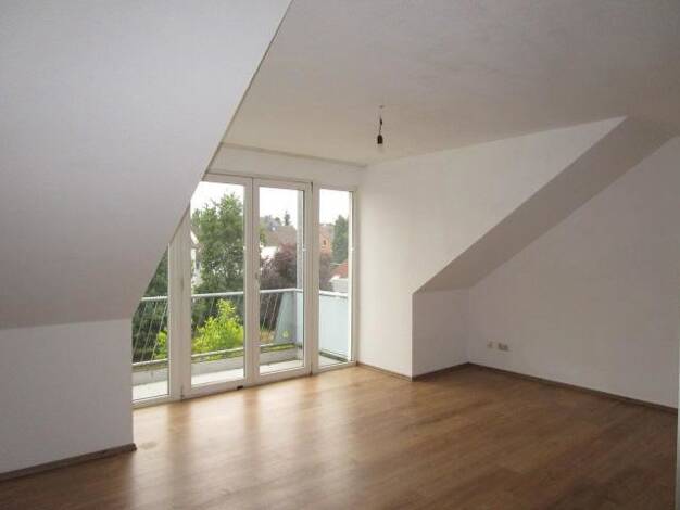 Wohnung zur Miete nur mit Wohnberechtigungsschein 493 € 3,5 Zimmer 73,5 m² Dachgeschoss frei ab 02.08.2025 Brühlweg 12 Marten Dortmund 44379