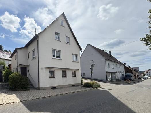 Einfamilienhaus zum Kauf 195.000 € 9 Zimmer 164 m² 226 m² Grundstück Onstmettingen Albstadt 72461