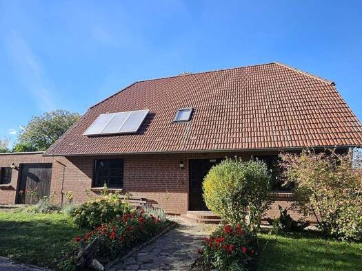 Haus zum Kauf 385.000 € 5 Zimmer 188 m² 1.529 m² Grundstück Dahmen 17166