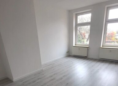 Wohnung zur Miete 384 € 3 Zimmer 59 m² 1. Geschoss frei ab sofort Schöninger Str. 17/18 Fichtestraße / Ambrosiusplatz Magdeburg 39112