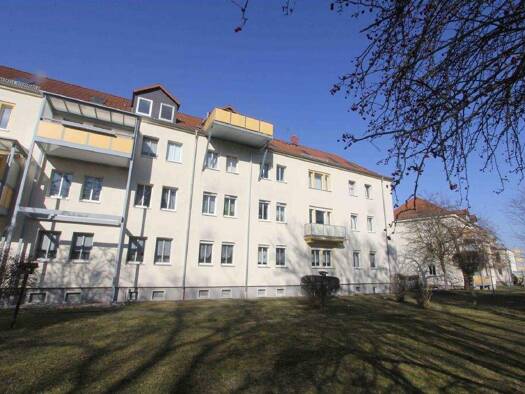 Wohnung zum Kauf 84.500 € 3 Zimmer 66 m² 2. Geschoss Böhlen 04564