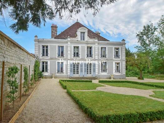Haus zum Kauf 575.000 € 9 Zimmer 312,7 m² 2.287 m² Grundstück Saint Germain-Hôtel de Ville-Saint Pierre Auxerre 89000
