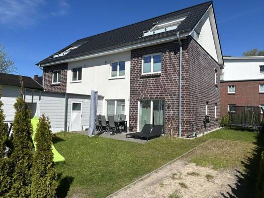 Doppelhaushälfte zum Kauf 489.000 € 4 Zimmer 126 m² 393 m² Grundstück Bad Bramstedt 24576