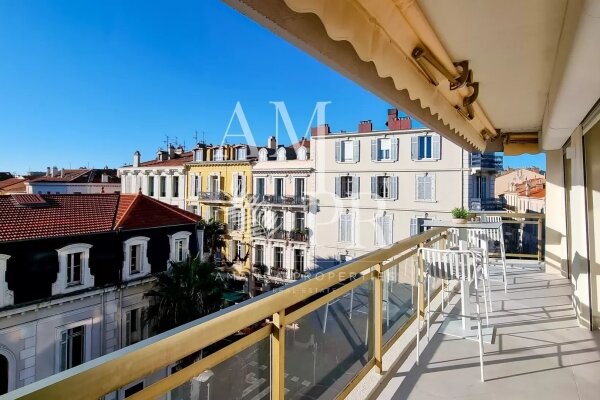 Apartment zum Kauf 1.095.000 € 3 Zimmer 63 m²<br/>Wohnfläche Terrefial Cannes 06400